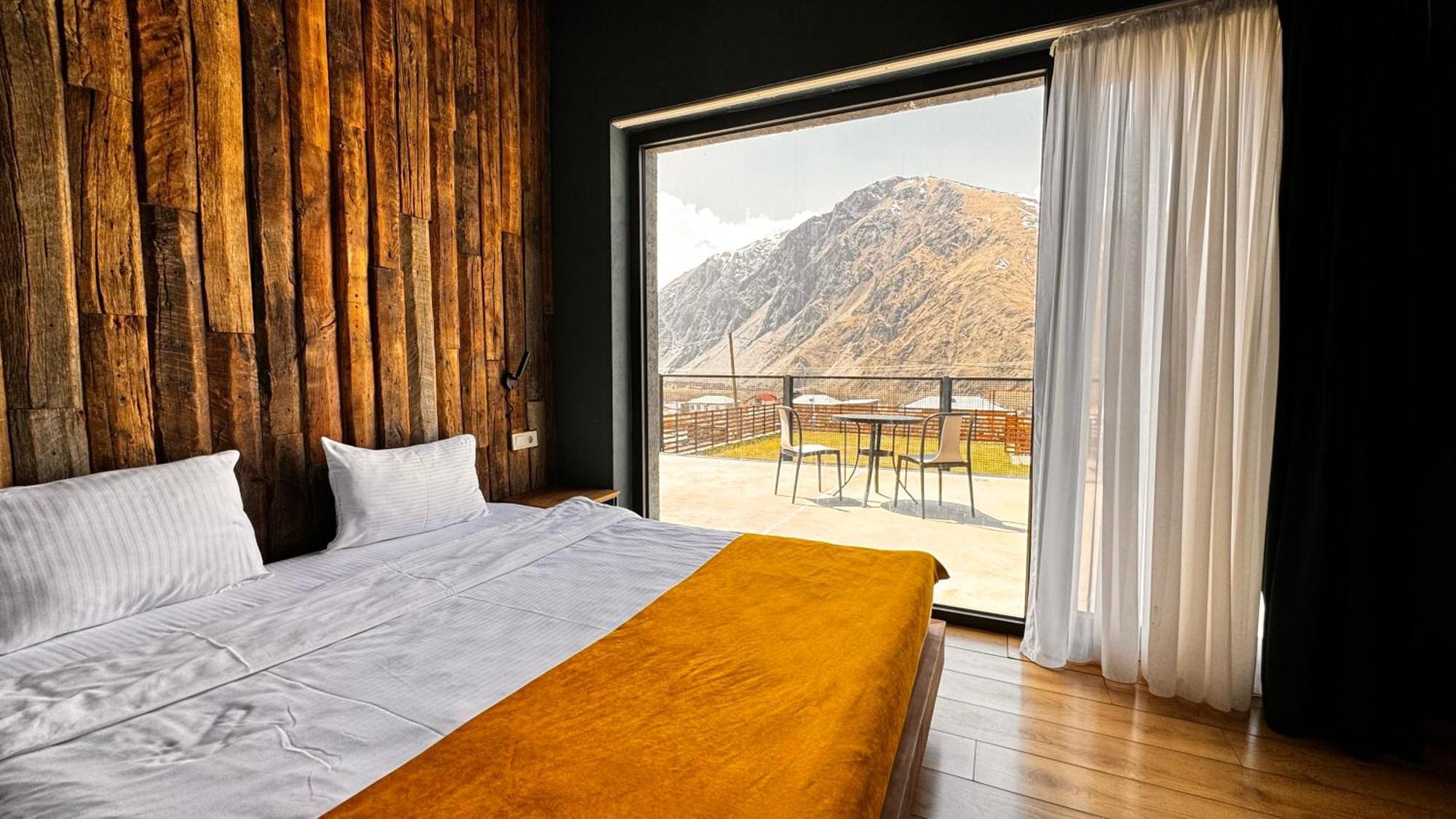 Hotel Misty Mountain Kasbegi Buitenkant foto